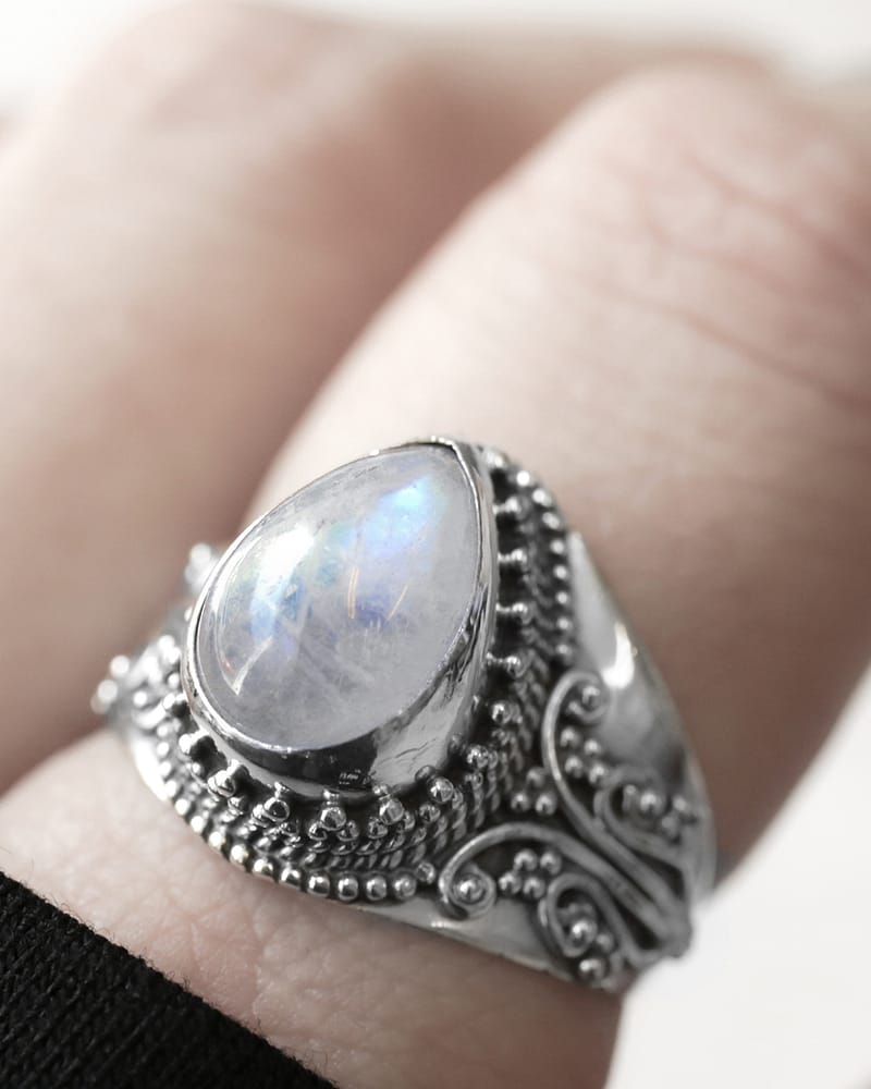 Nakti Sterling Silver Moonstone Ring