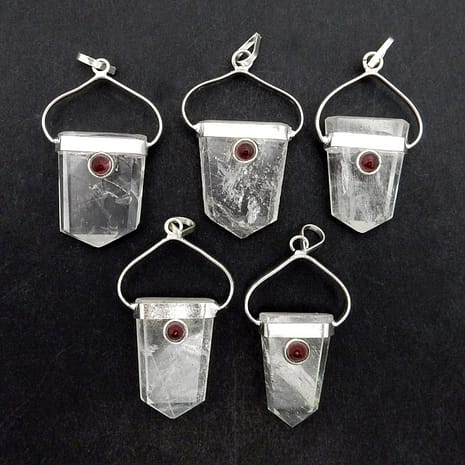 shield-crystal-quartz-garnet-necklaces-variantion