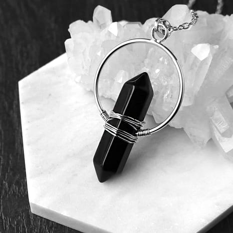 unity-obsidian-necklace-hellaholics