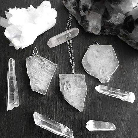 large-crystal-quartz-slice-necklace-mood-image