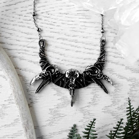 ravenskulls-necklace-restyle-sold-hellaholics