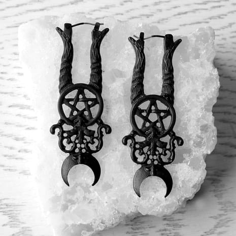 black-gothic-maleficent-earrings-by-restyle-hellaholics