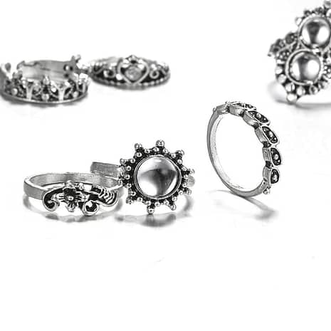 nieves-ring-collection-close-ups-hellaholics