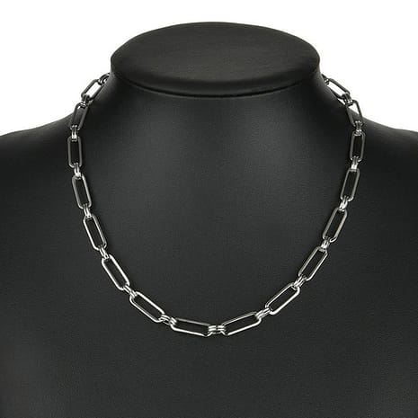 celine-stainless-steel-short-chain-necklace-hellaholics-neck