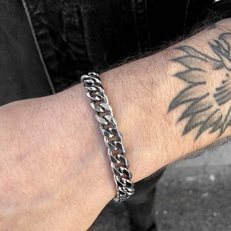 Rob-stainless-steel-chain-bracelet-hellaholics