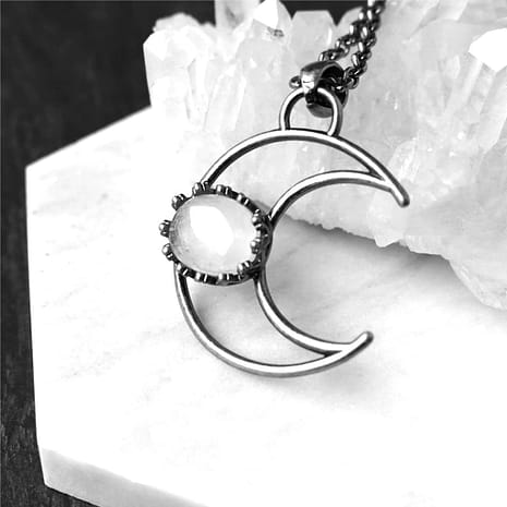 metis-crystal-quartz.crescent-moon-necklace-close-up-hellaholics