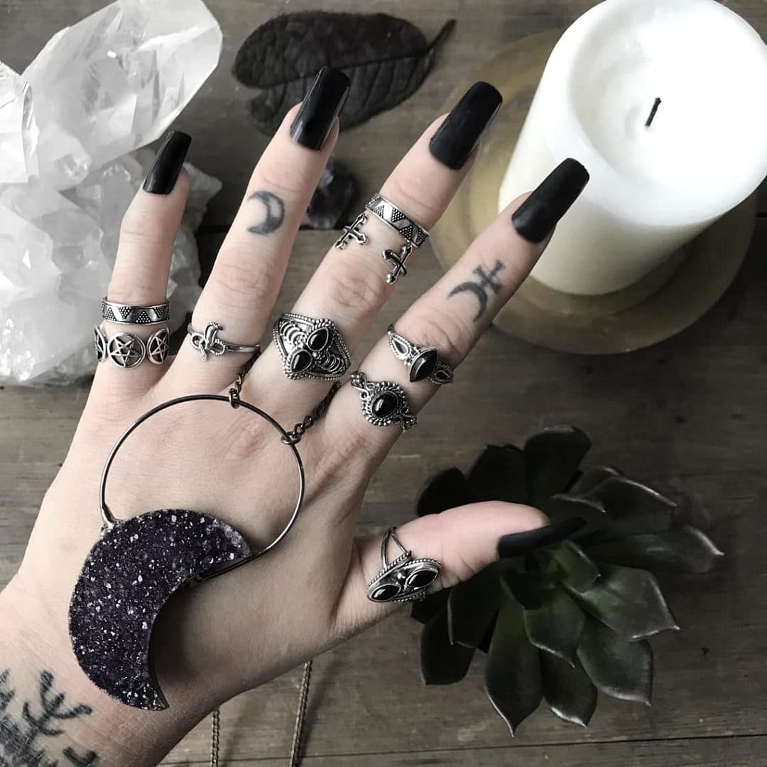 druzy-moon-necklace-and-sterling-silver-rings-by-hellaholics
