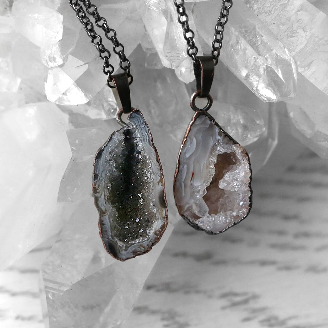 goddess-geode-bronze-necklace-hellaholics