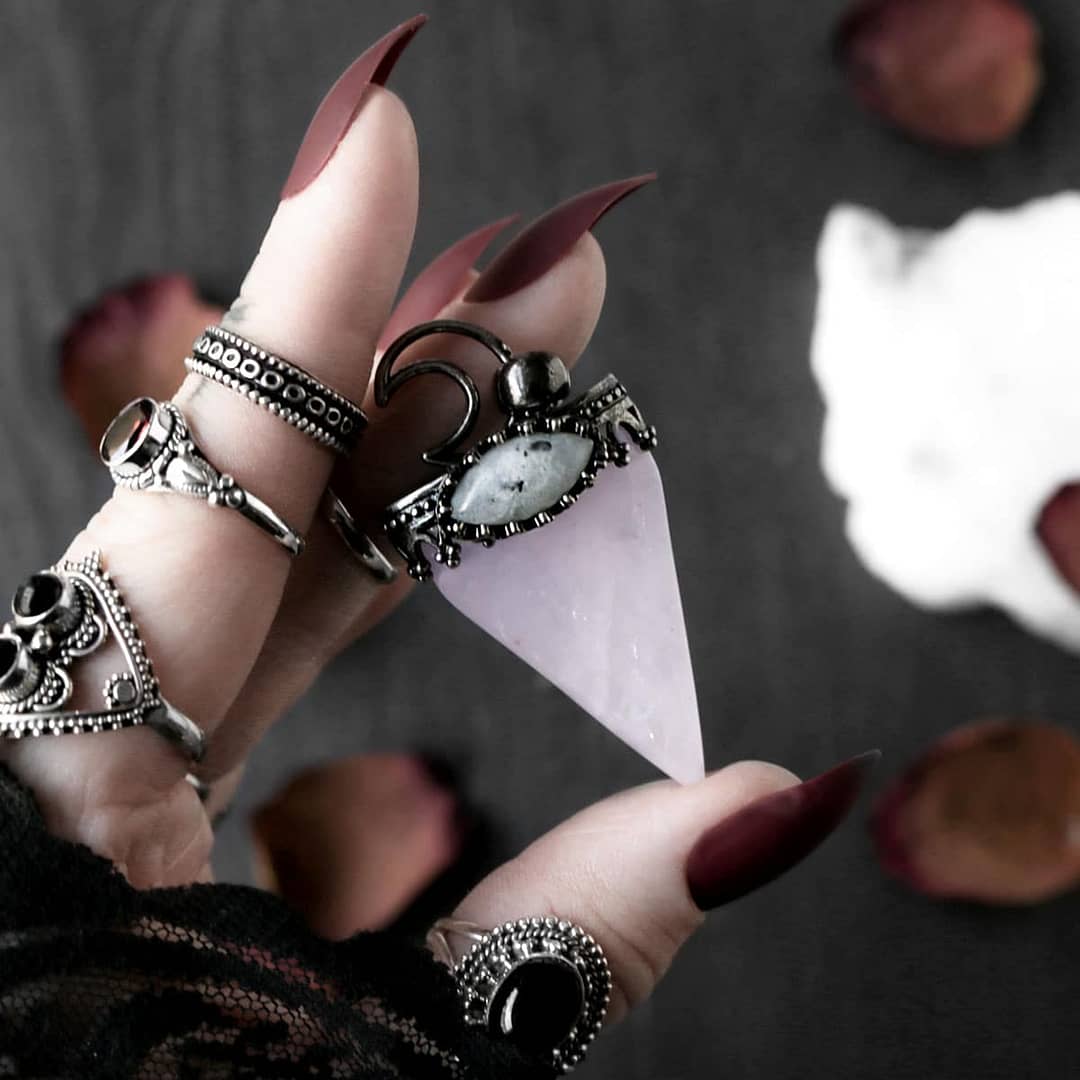 hemera-rose-quartz-gunmetal-necklace-onyx-silver-rings-hellaholics