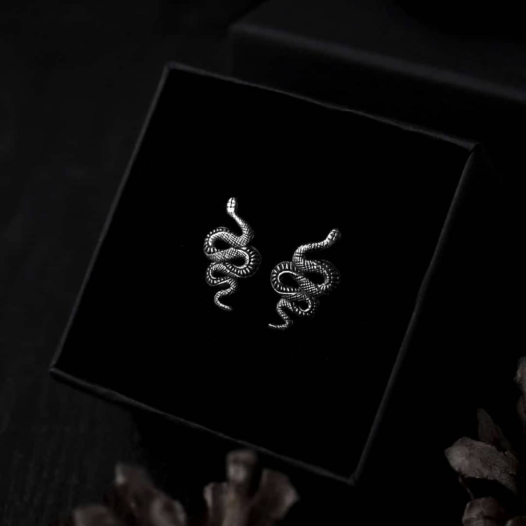 serpent-snake-ear-studs-silver-hellaholics