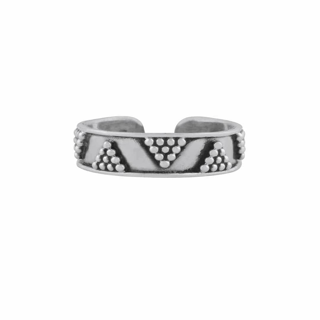 sacred-geometry-sterling-silver-mid-ring-front