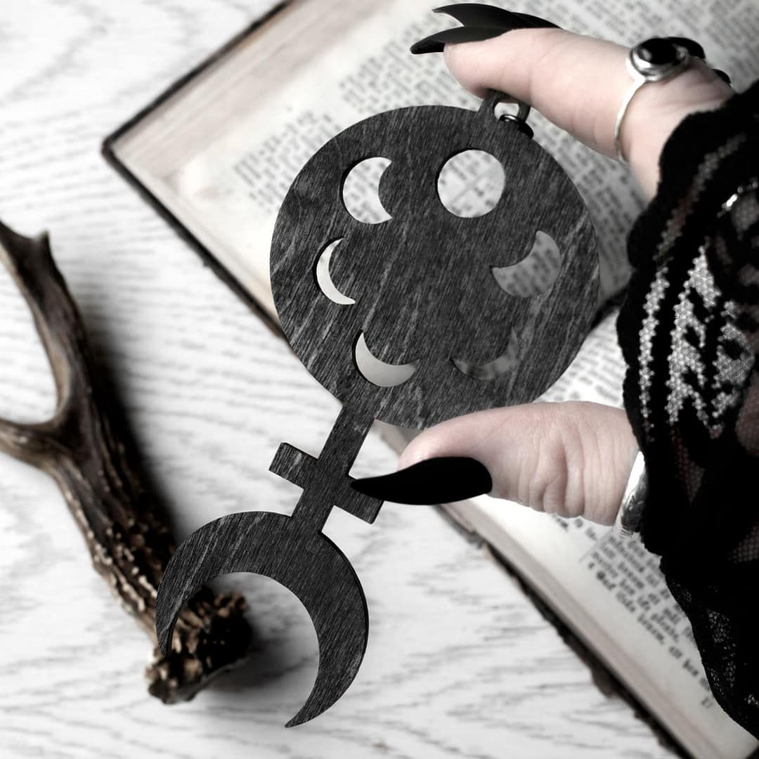 pagan-priestess-wooden-necklace-black-hellaholics pagan-priestess-wooden-necklace-black-hellaholics
