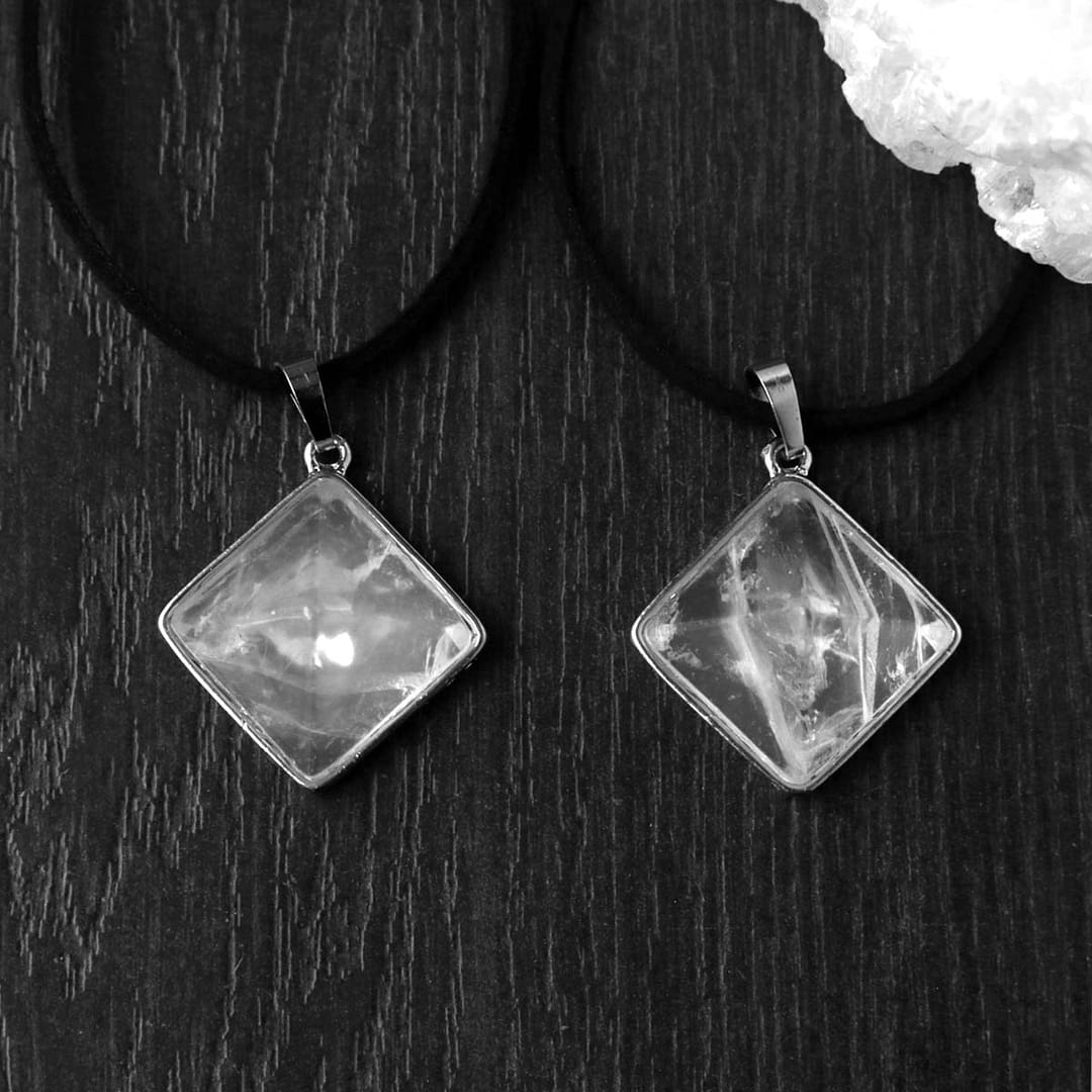 pyramid-crystal-quartz-chokers-hellaholics pyramid-crystal-quartz-chokers-hellaholics