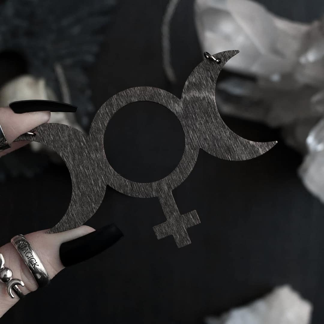 triple-moon-feminist-brown-chain-hellaholics-hand-size triple-moon-feminist-brown-chain-hellaholics-hand-size