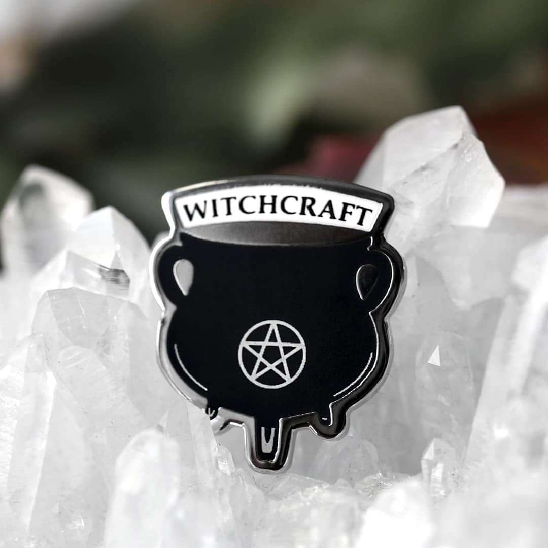 witchcraft-enamel-pin-mysticum-luna-sold-hellaholics witchcraft-enamel-pin-mysticum-luna-sold-hellaholics