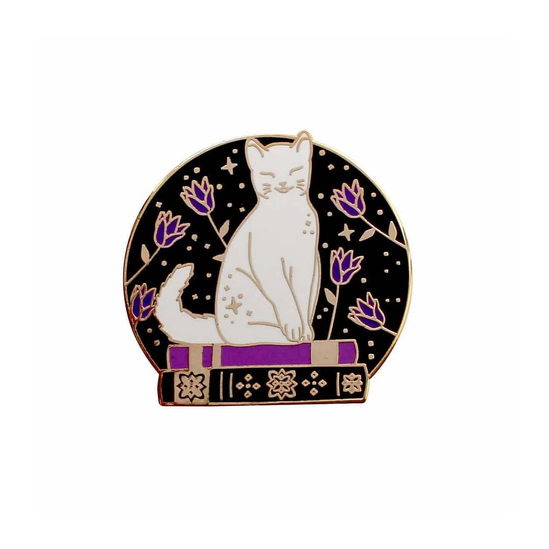book-cat-pin-hellaholics-glitterpunk book-cat-pin-hellaholics-glitterpunk
