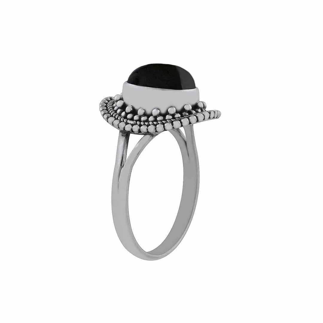 nathalia-sterling-silver-ring-onyx-side nathalia-sterling-silver-ring-onyx-side