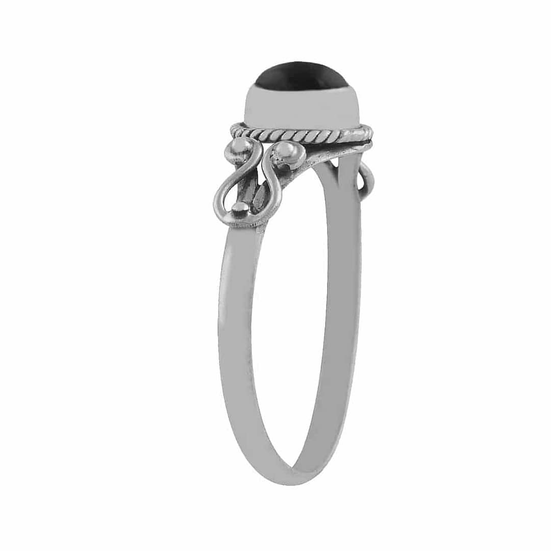 amaya-onyx-silver-ring-2-hellaholics amaya-onyx-silver-ring-2-hellaholics