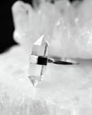 clear-crystal-quartz-silver-ring