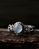 amaya-moonstone-silver-ring-close-up-hellaholics (5)