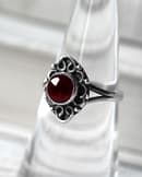 giana-garnet-stone-silver-ring-close-up-hellaholics