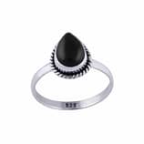 amara-sterling-silver-ring-onyx-by-hellaholics