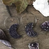 druzy-moon-necklace-from-hellaholics