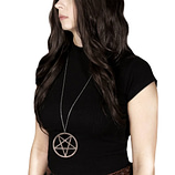 pentagram-wooden-necklace-brown-hellaholics