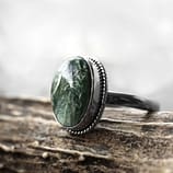 gaia-seraphinite-silver-ring-spring-hellaholics-side