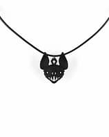 vampire-bat-choker-in-black-by-rogue-and-wolf-2