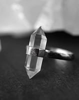 clear-crystal-quartz-silver-ring-2