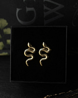 serpentine-fire-stainless-steel-gold-snake-earrings-hellaholics-mood (2)