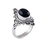 ariana-silver-onyx-ring-side