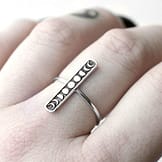 moon-phases-bar-sterling-silver-ring-close-up-hellaholics