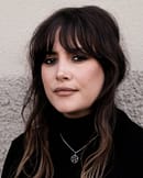 pentagram-silver-necklace-close-up-mood-hellaholics