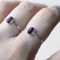 theia-amethyst-silver-ring-close-up-hellaholics (3)