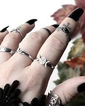triple-moon-pentagram-silver-ring-hellaholics-mood-photo