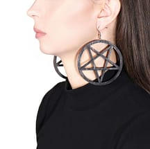 model-pentagram-wooden-earrings-black-hellaholics