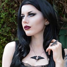 ravenger-necklace-black-consort-ring-alchemy-england-taken-by-magda_corvinus