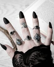 gaia-elodia-freya-labradorite-amaya-onyx-silver-rings-mix-hellaholics (1)