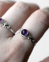 amaya-amethyst-silver-ring-close-up-hellaholics