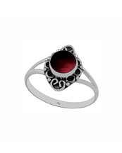 giana-garnet-silver-ring-side-hellaholics-1-1-1