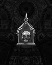 gothic-style-reliquary-skull-silver-pendant-front-hellaholics