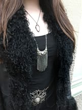 quartz-moon-phase-necklace-hellaholics