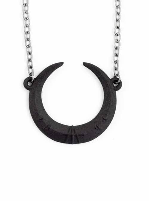 eclipse-necklace-in-black-rogue-and-wolf