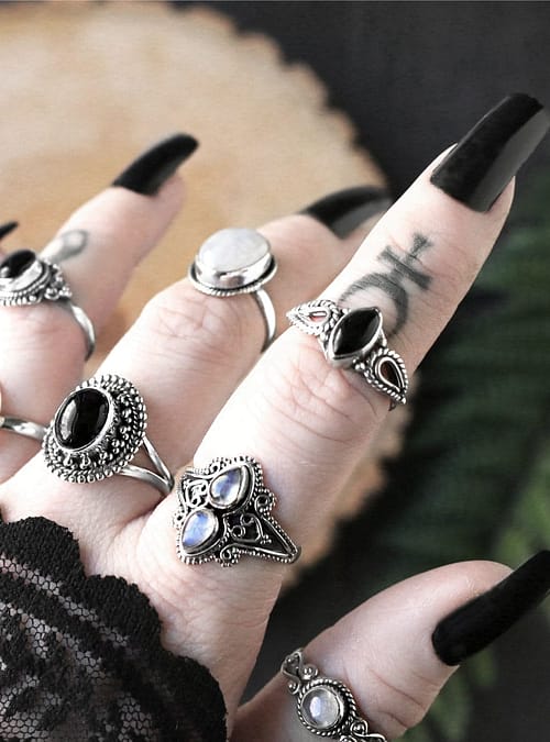 naomi-moonstone-onyx-mix-silver-rings-hellaholics