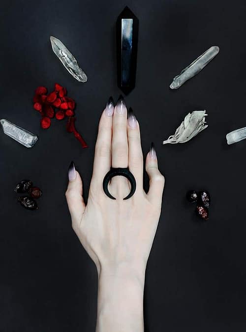 eclipse-ring-by-rogue-and-wolf-hand-and-crystals