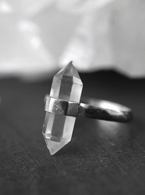 clear-crystal-quartz-silver-ring-hellaholics