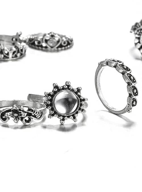 nieves-ring-collection-close-ups-hellaholics