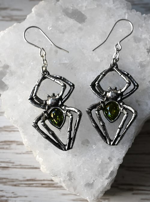 emerald-venom-earrings-alchemy-england-sold-by-hellaholics